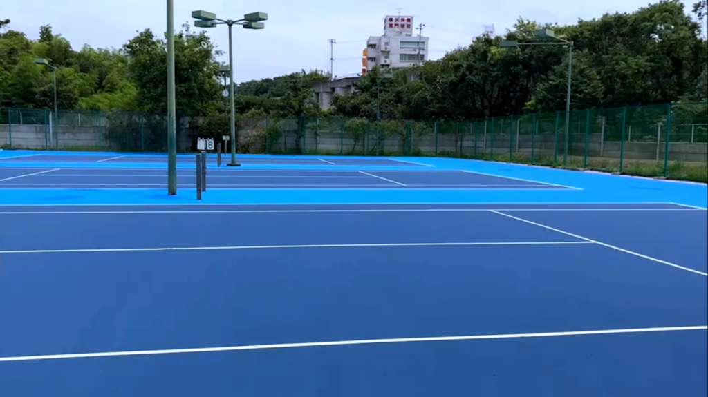 東戸塚にハード、砂入り人工芝コート、屋内テニススクール、フットサルコートを集結させた『KPI PARK』が７月9日オープン！【Tennis.jp】