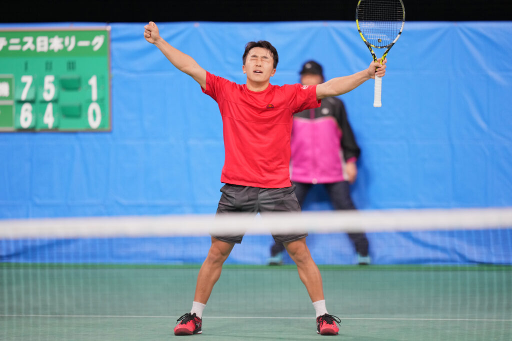 プロ、社員選手、そして応援が一体となった三菱電機が、5年ぶり4度目の優勝【テニス日本リーグ決勝トーナメント】【Tennis.jp】