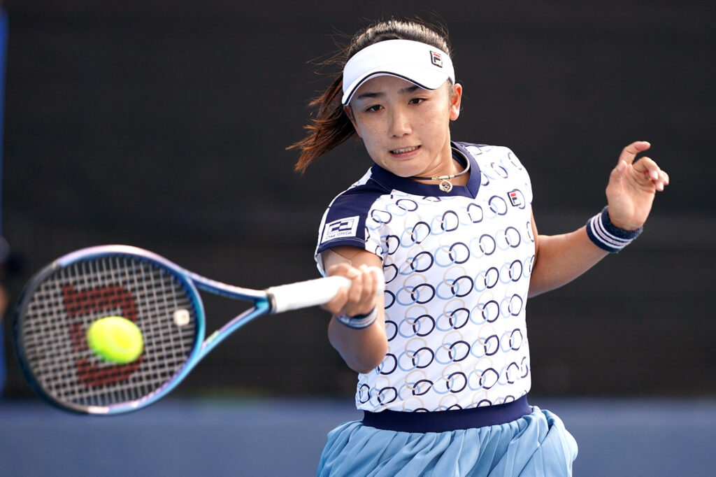 女子は4年ぶりの出場の岡村恭香と7年ぶりの清水綾乃の決勝に。男子はベスト4が決定！【全日本テニス選手権】【Tennis.jp】