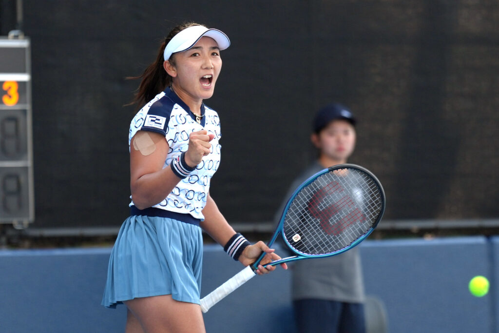 女子は4年ぶりの出場の岡村恭香と7年ぶりの清水綾乃の決勝に。男子はベスト4が決定！【全日本テニス選手権】【Tennis.jp】