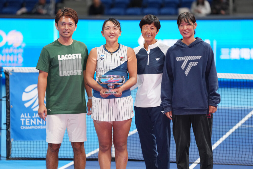 岡村恭香が30歳で初の戴冠「夢の中を生きているようです」。男子決勝は田口涼太郎と市川泰誠の対戦【全日本テニス選手権】【Tennis.jp】