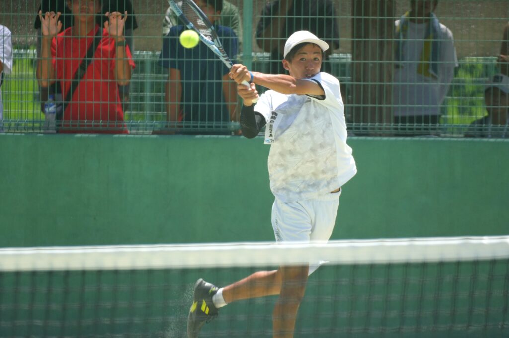 四日市工の小野倫太郎が関西・稗田光を倒し悲願の戴冠【インターハイ2026男子シングルス決勝】【Tennis.jp】